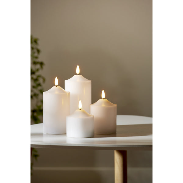 Star Trading LED-Echtwachskerze – Ø 7,5 × 9,5 cm – Wachs, weiss