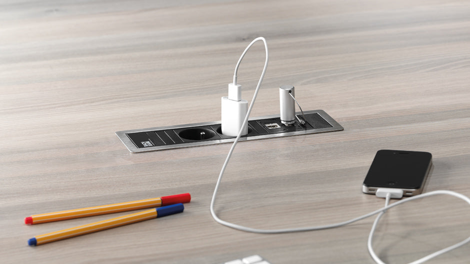 Bachmann POWER FRAME Steckdoseneinheit – 3×T13 (10 A), USB‑A 5 V/3,1 A, Einbau