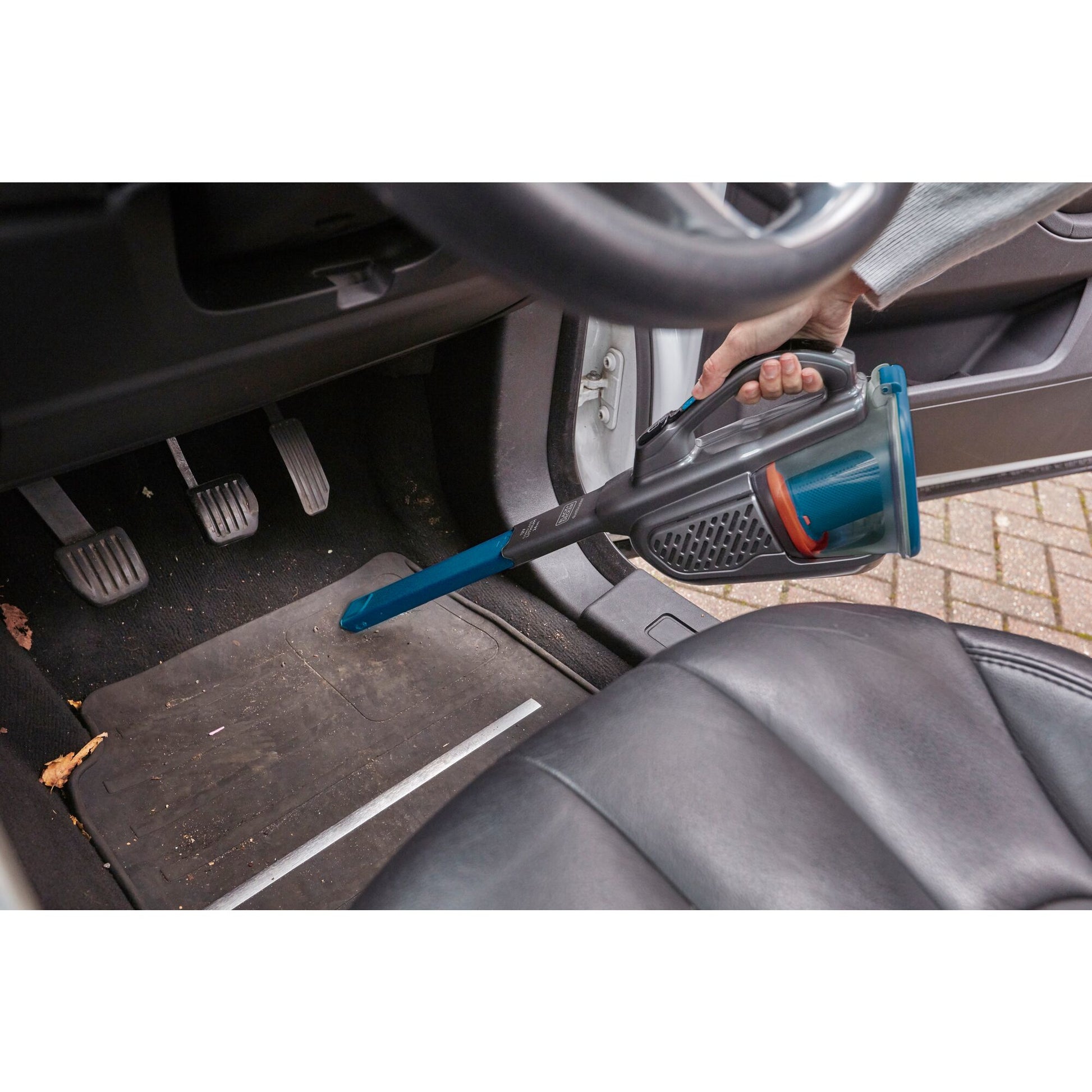 Black & Decker BLACK+DECKER Handstaubsauger – 0,7 l, Akkubetrieb, 2 Stufen, 12 V