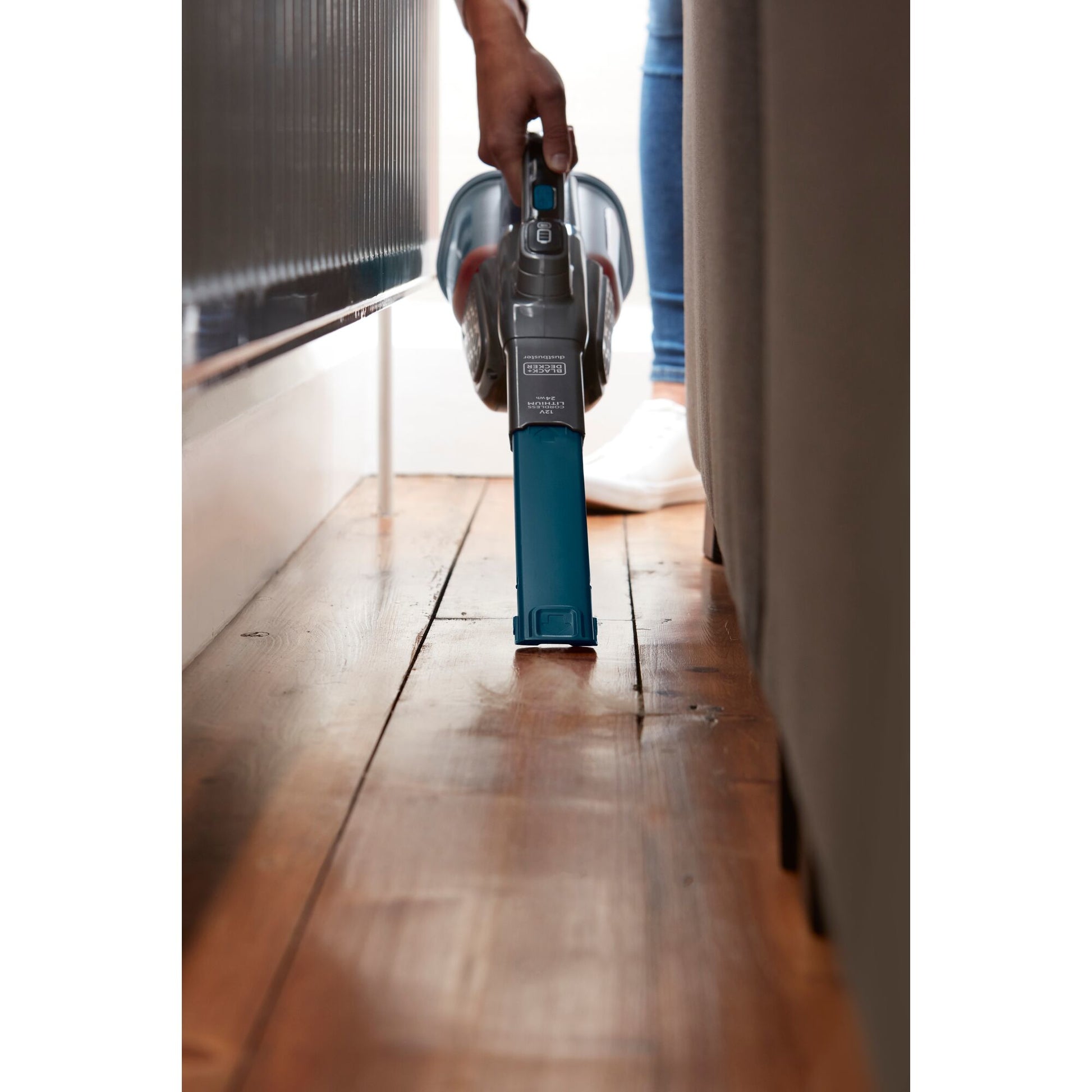 Black & Decker BLACK+DECKER Handstaubsauger – 0,7 l, Akkubetrieb, 2 Stufen, 12 V