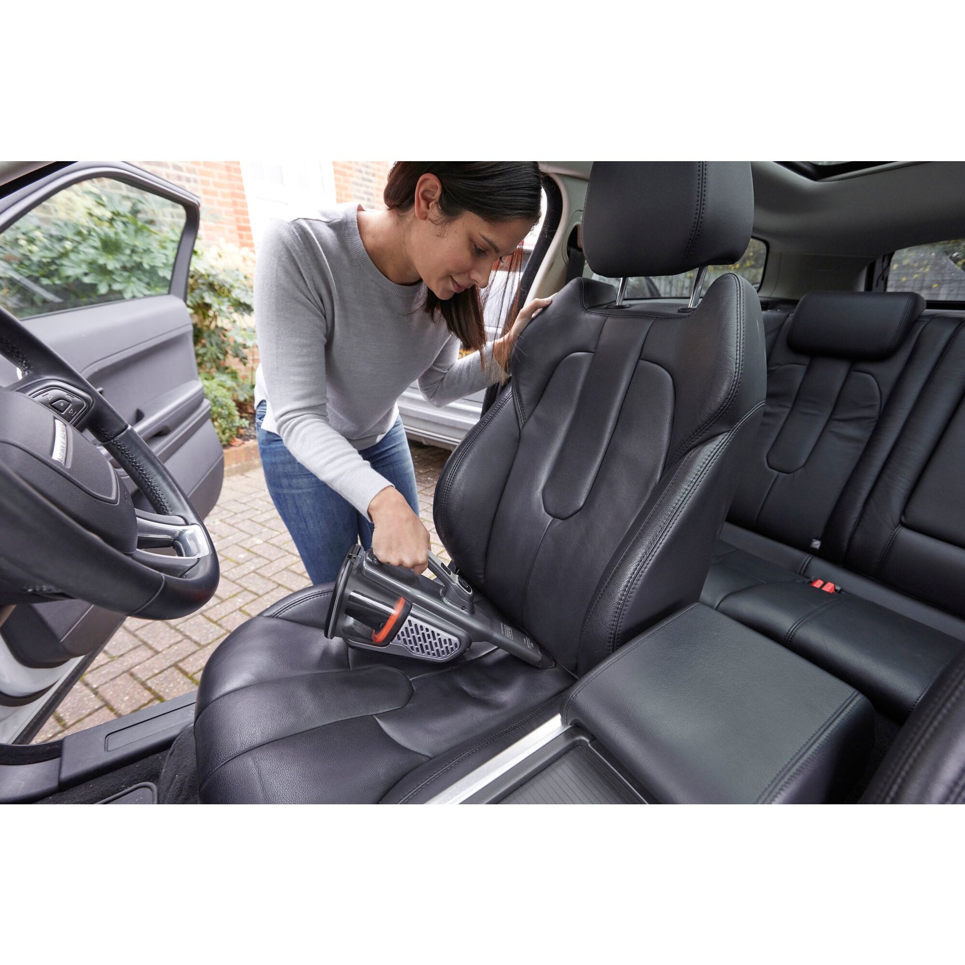 Black & Decker BLACK+DECKER Handstaubsauger JF – 2000 mAh, 0,7 l, Akkubetrieb, 2 Stufen