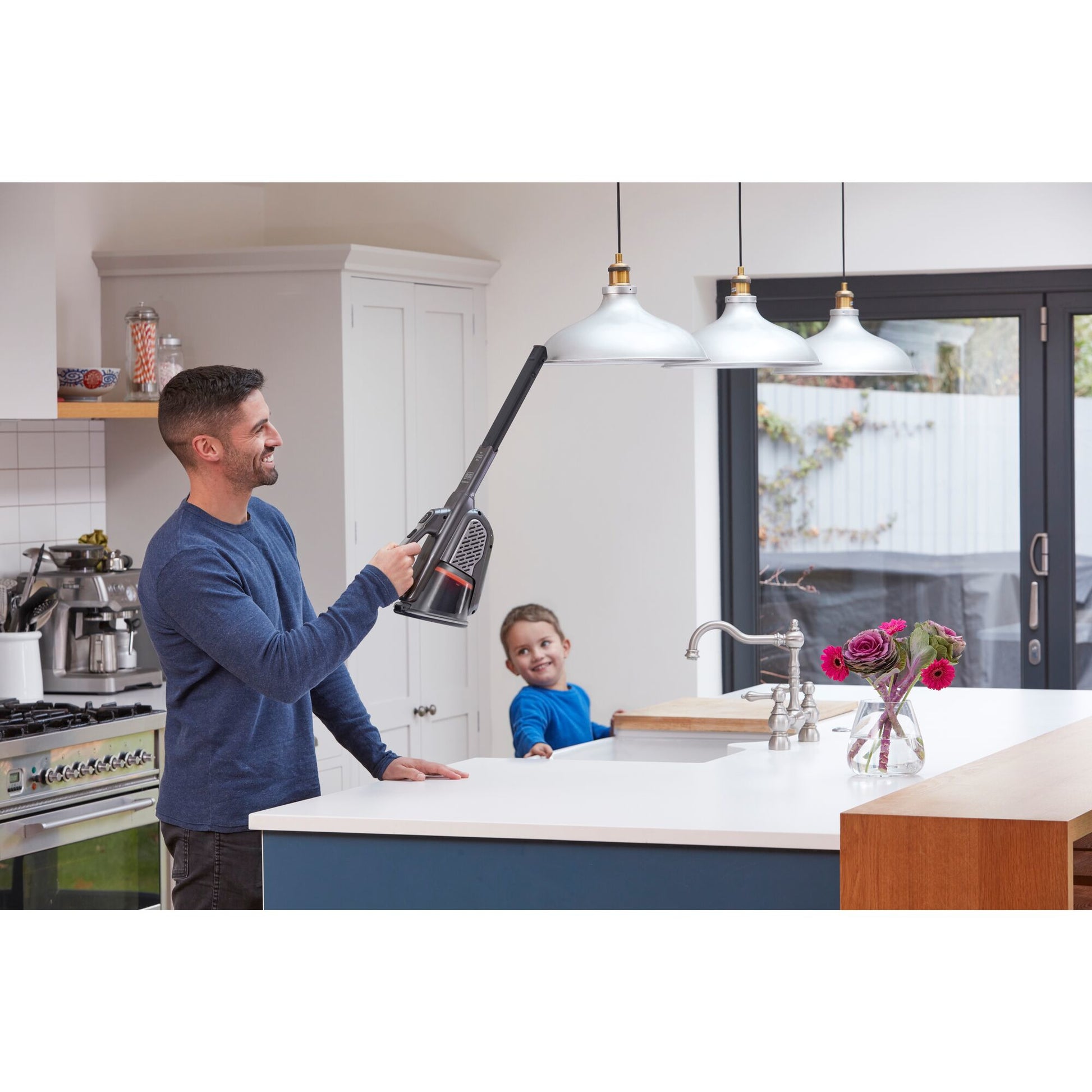 Black & Decker BLACK+DECKER Handstaubsauger JF – 2000 mAh, 0,7 l, Akkubetrieb, 2 Stufen