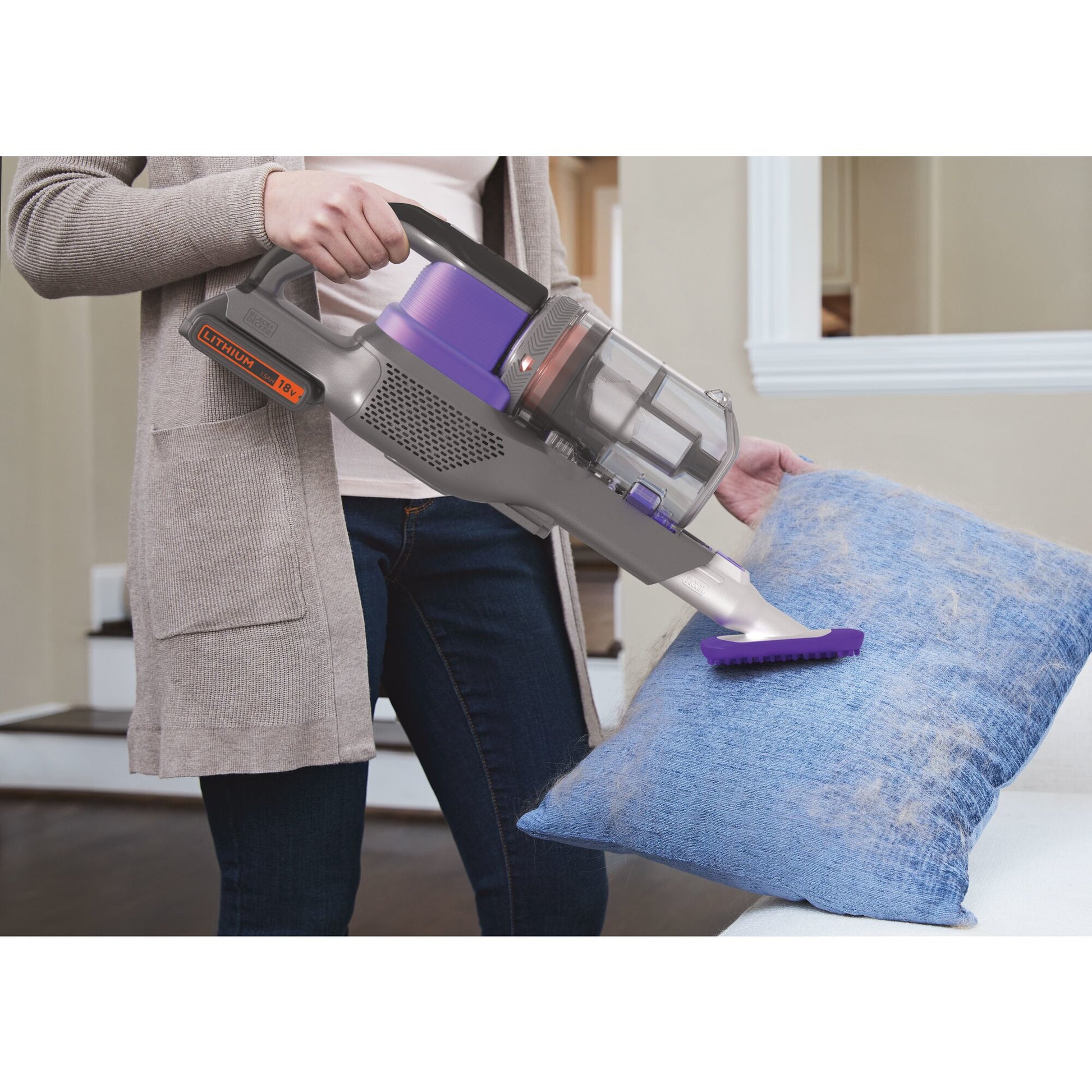 Black & Decker BLACK+DECKER Akku-Bodenstaubsauger Pet – 72 Wh, 0,7 l, Akkubetrieb, 3 Stufen