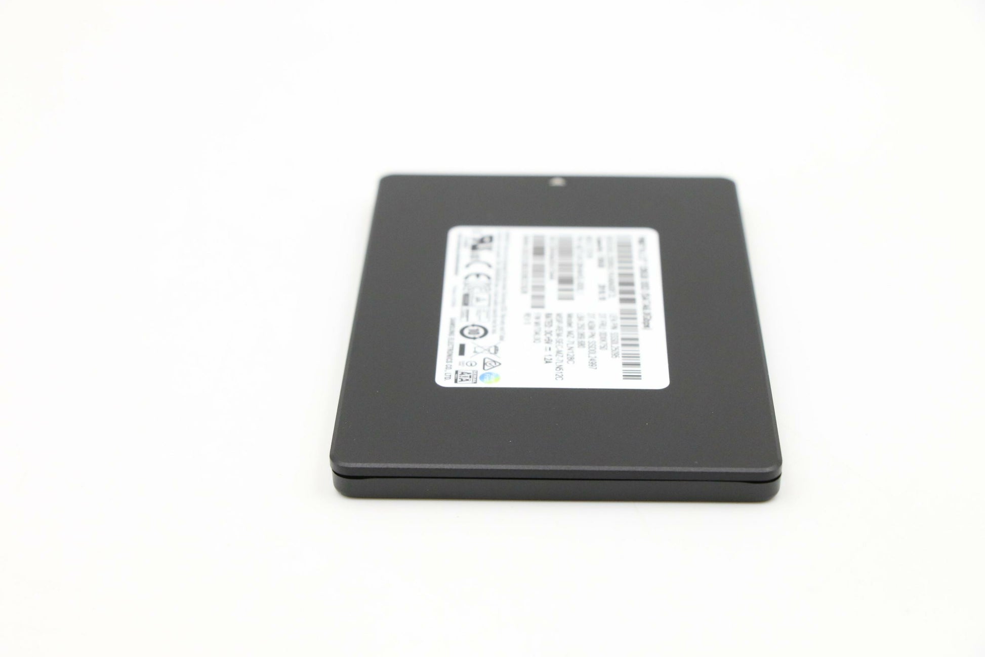 Lenovo FRU00HT951 – 128 GB 2,5" SATA SSD, 7 mm