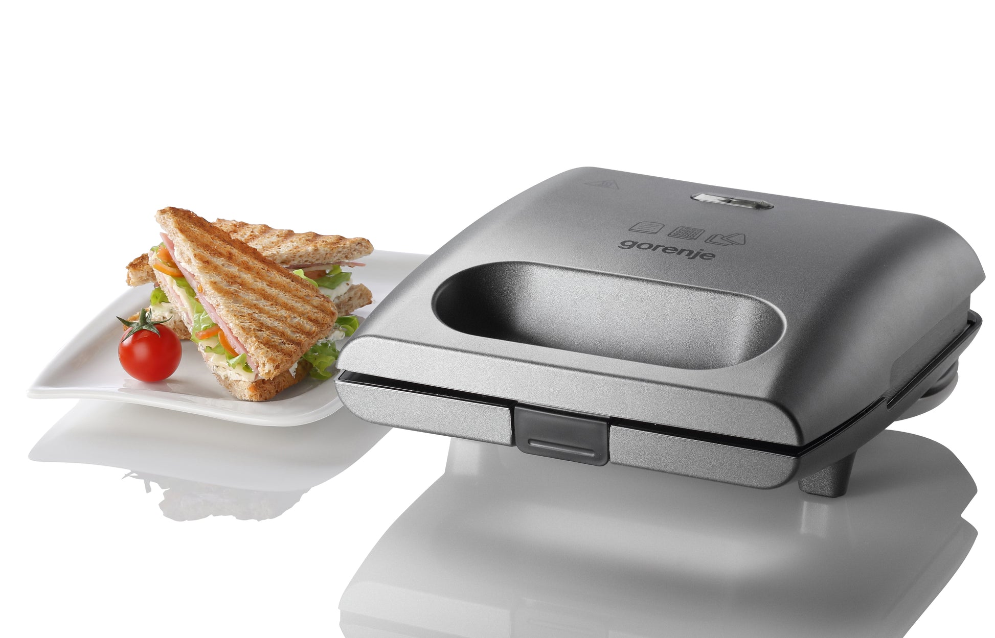 Gorenje Sandwichmaker SM703GCG – 700 W, Abnehmbare Platten & Antihaftbeschichtung – Silber