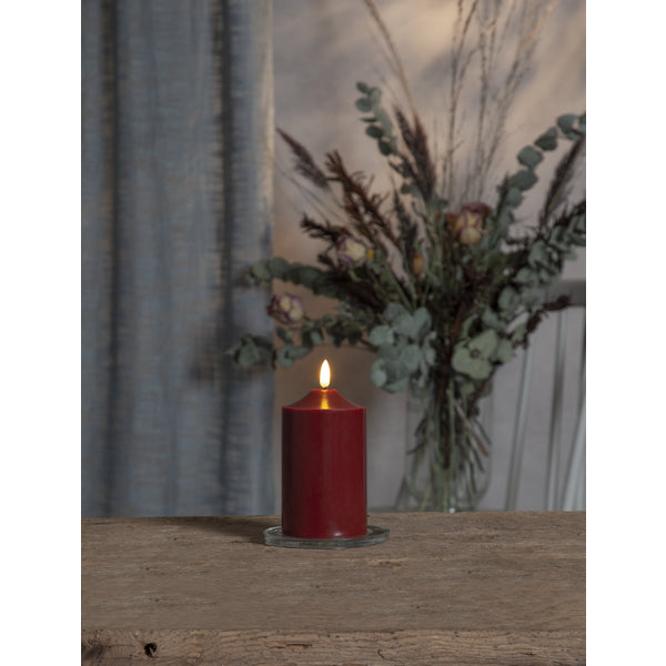 Star Trading LED-Kerze 063-53 – Ø 7,5 × 15,0 cm, 0,03 W, Warmweiss, Rot, Timer, Batteriebetrieben, 2× AA