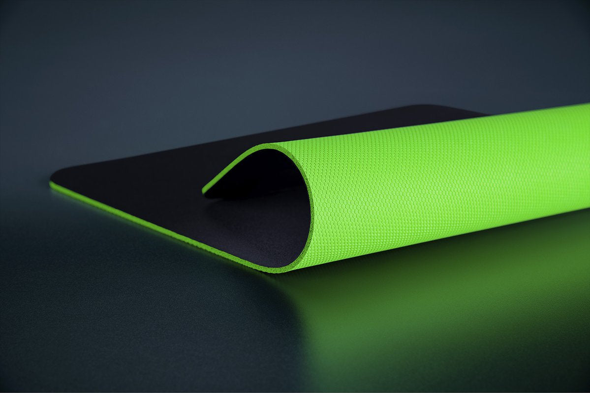Razer Gigantus V2 – Gaming-Mauspad – 450 × 400 mm, Gummi, Schwarz