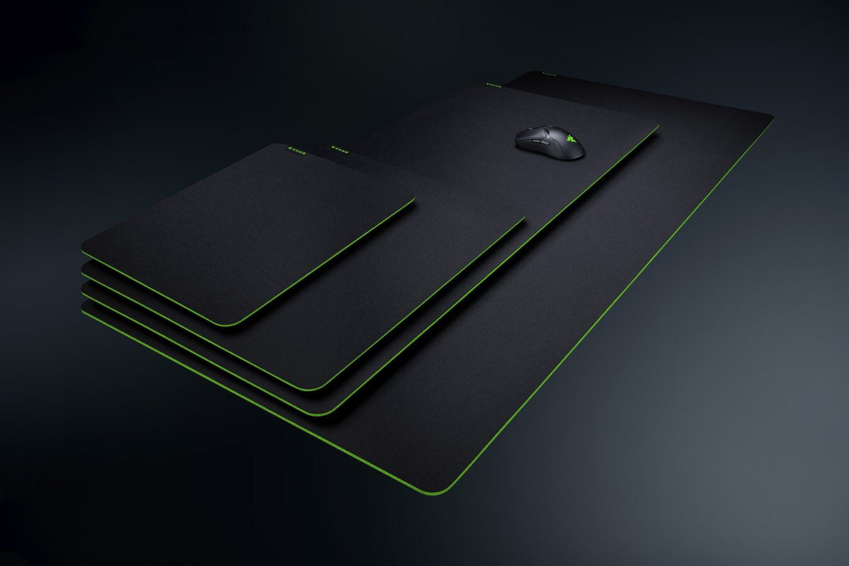 Razer Gigantus V2 – Gaming-Mauspad – 450 × 400 mm, Gummi, Schwarz