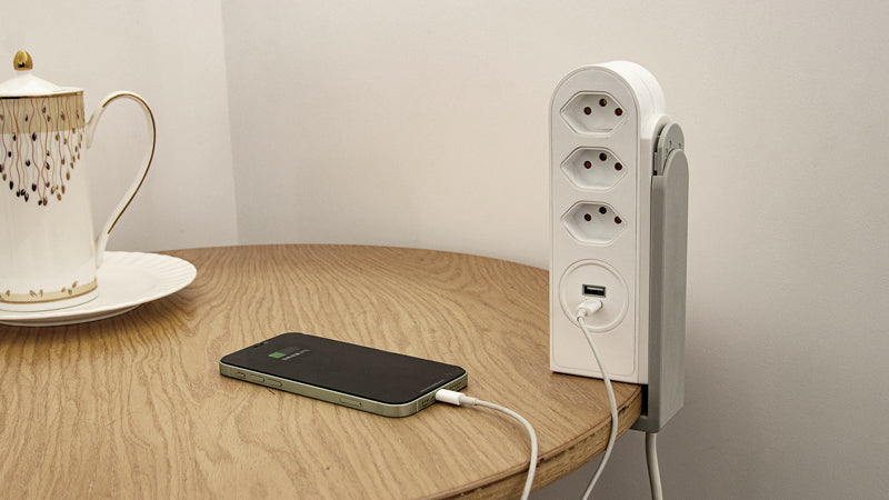 Steffen Tischsteckdosenleiste, 3×T13, 1×USB‑A 12 W + 1×USB‑C 17 W, 1,5 m, ohne Schalter – weiss