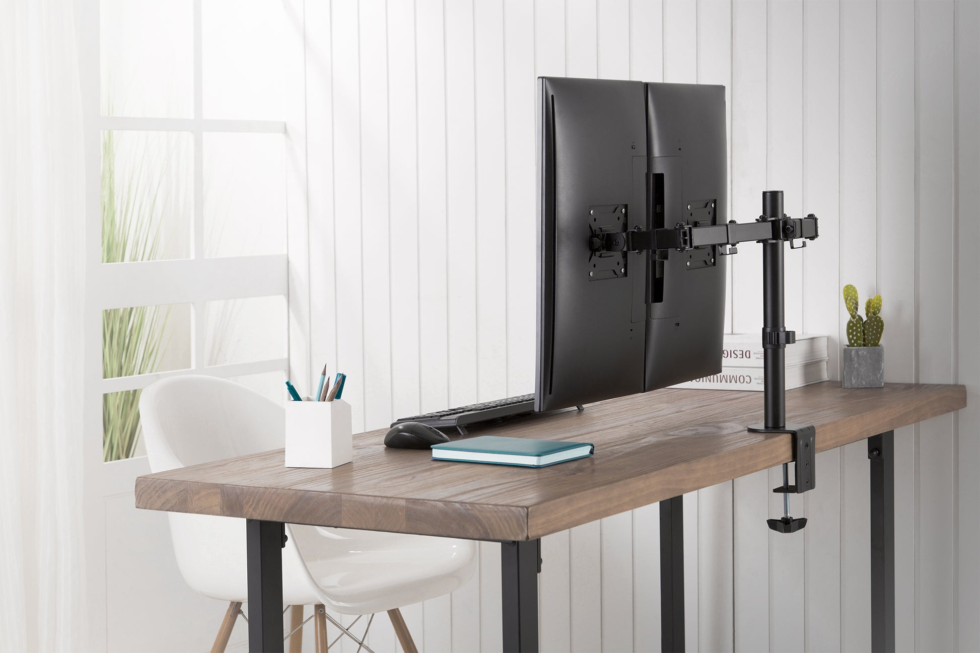 Digitus UNIVER – Tischhalterung, 2 Monitore, Tischklemme, bis 32", 8 kg, Schwarz
