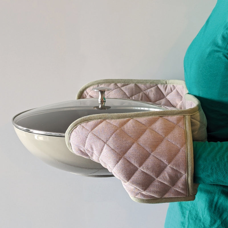 Kela Tia – Ofenhandschuh 18,0 × 90,0 cm, Baumwolle, S/M, Grün, Nougat
