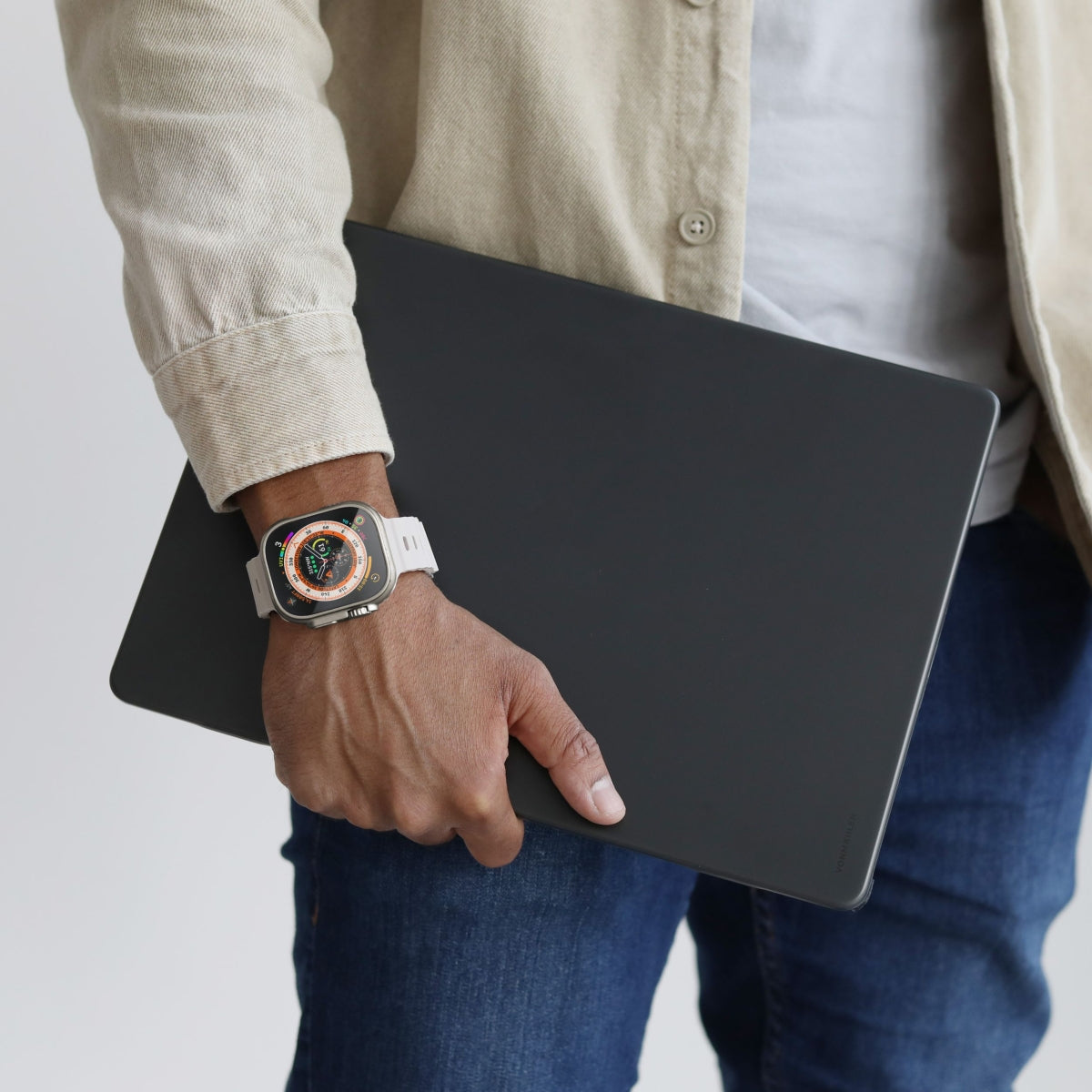 Vonmählen Notebook-Schutzhülle für MacBook Pro 16" – Transparent/Schwarz