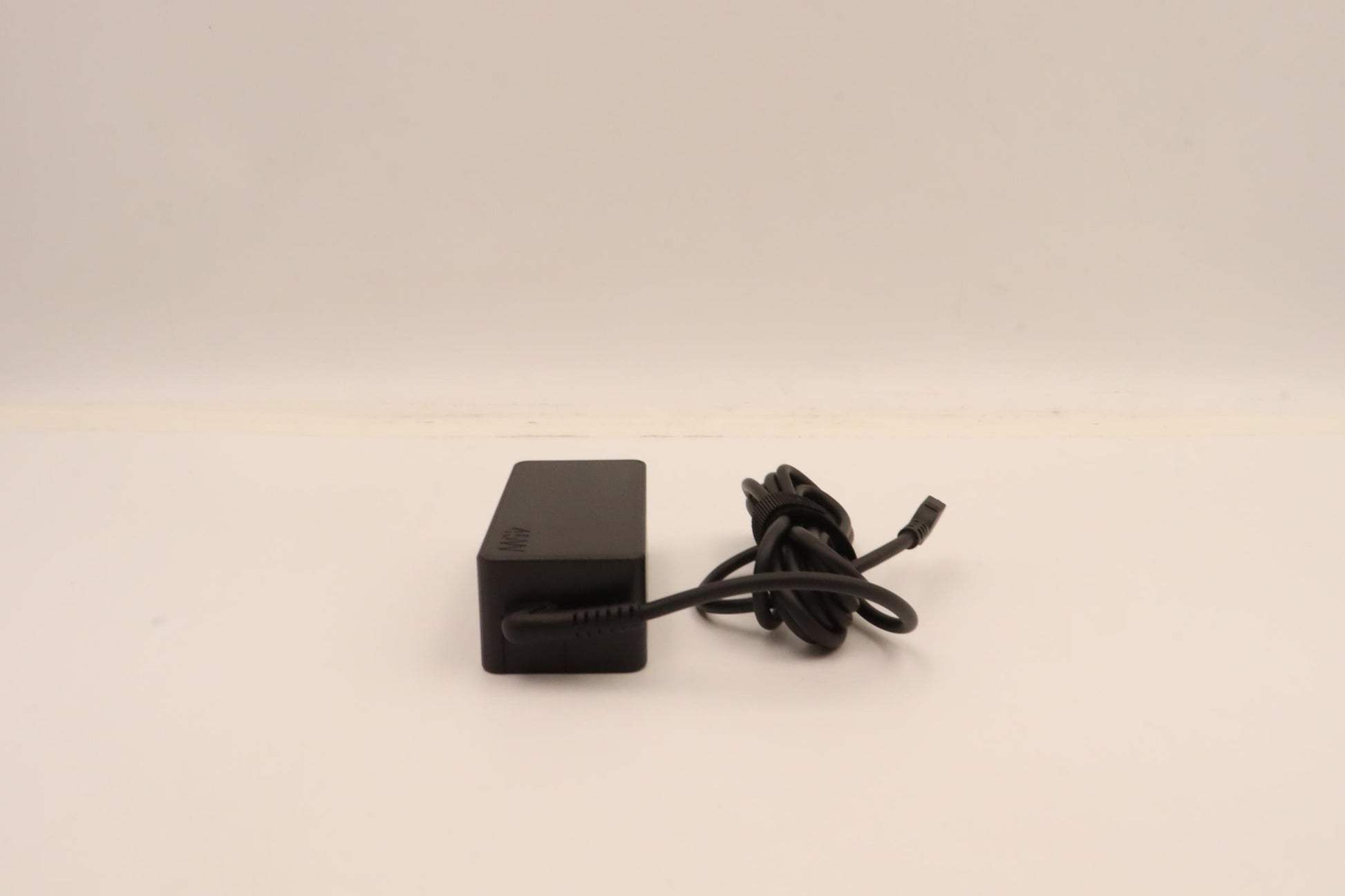 Lenovo 5A10W86247 Netzteil 45 W – für ThinkPad Helix – schwarz