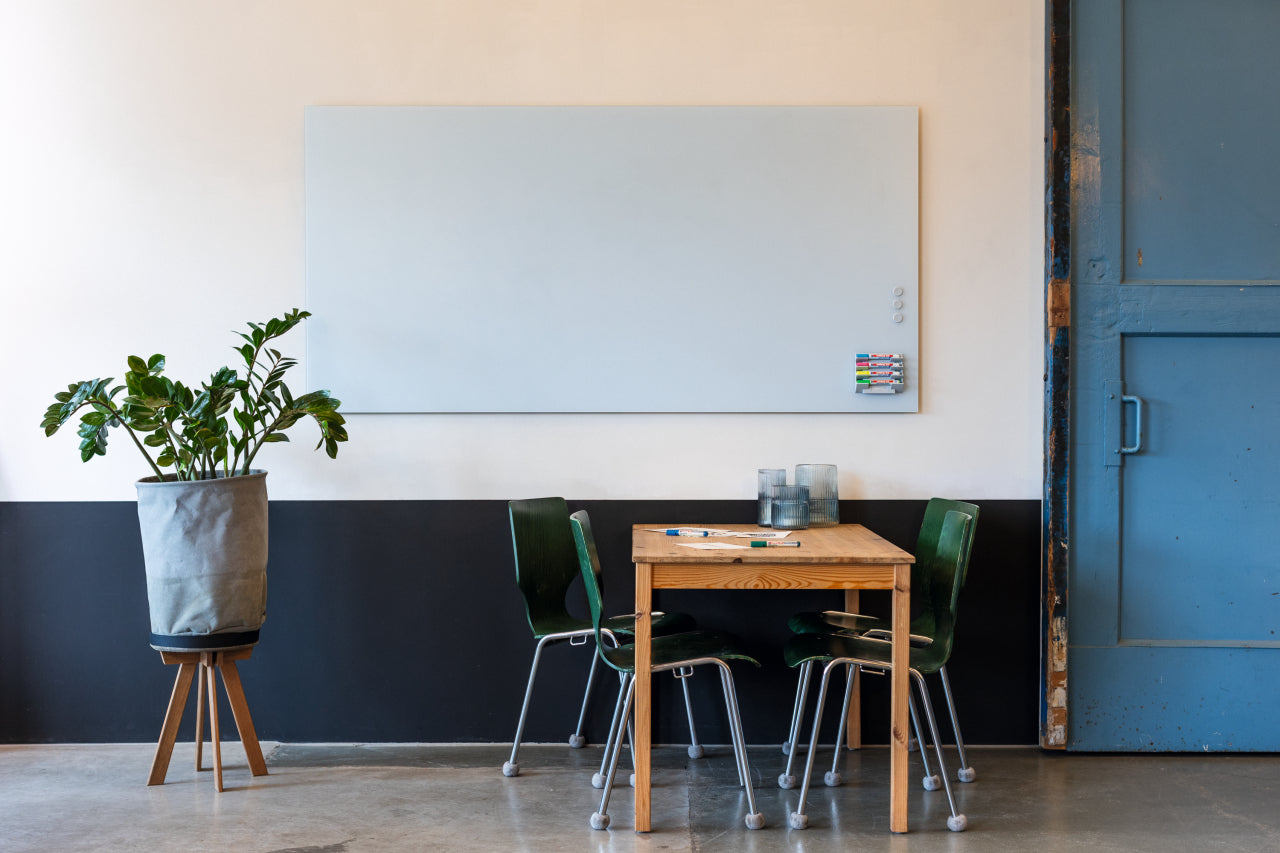 Legamaster Whiteboard – 200 × 100 cm, mattes Glas, magnetisch, Wandmontage, inkl. 2 Magnete