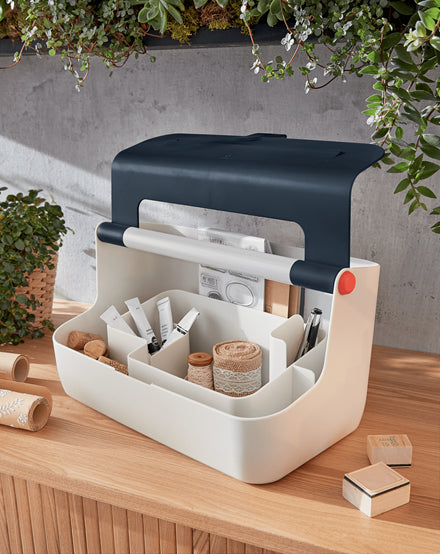 Leitz Aufbewahrungsbox 12 l – B 214 × H 196 × T 367 mm, mit Deckel, grau, ABS