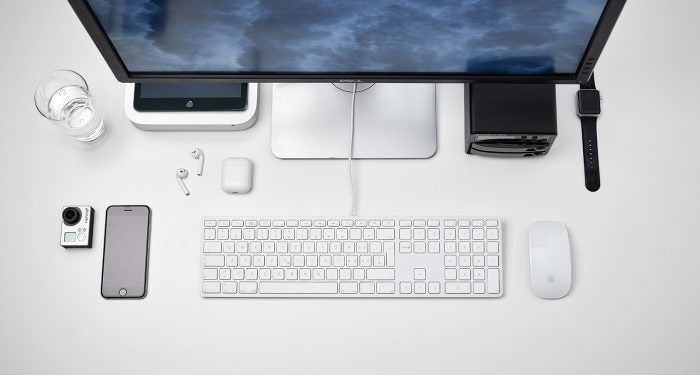 LMP KB-1243 – Tastatur, kabelgebunden (USB-A), DE-Layout (DE), Fullsize (mit Ziffernblock), Scherenmechanik, Weiss