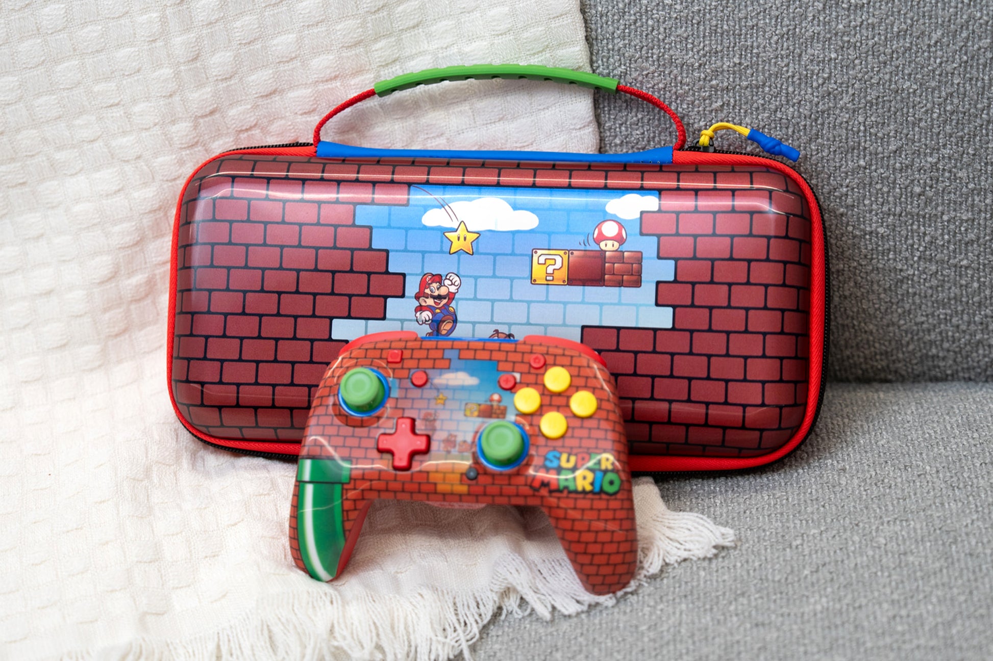 Turtle Beach Etui – für Nintendo Switch 2/Switch/Switch OLED – 300×155×58 mm – mehrfarbig – Mario Bricks