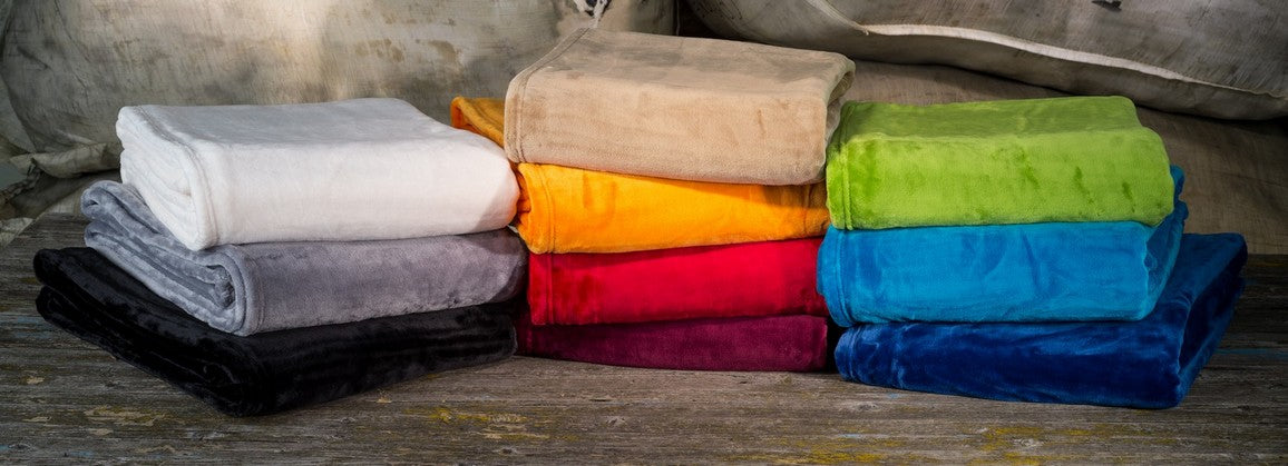 Eskimo Wohndecke – 150 × 200 cm, Polyester, Schwarz