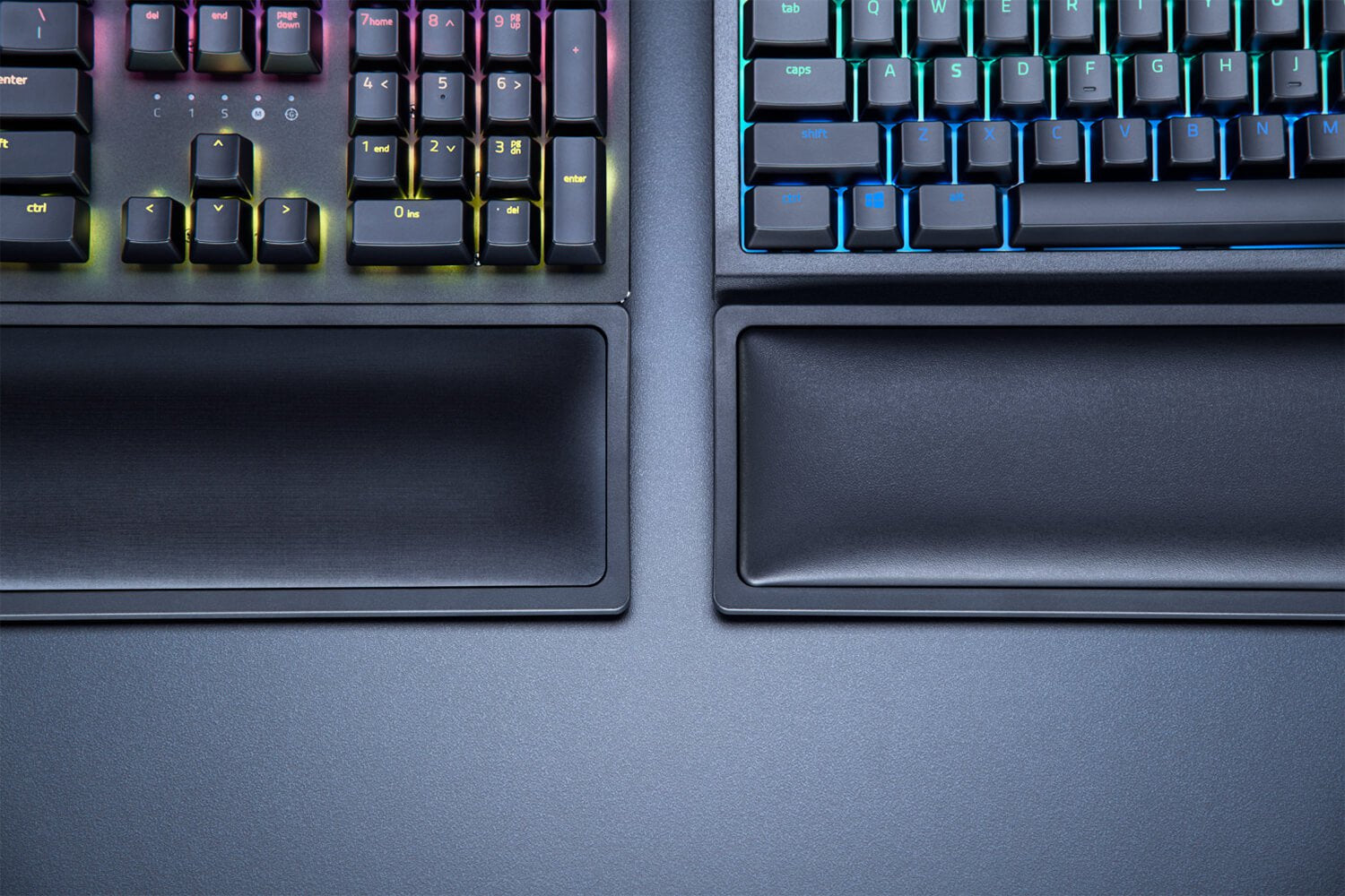 Razer RC21-01470200-R3M1 – Handgelenkauflage für Tastatur – Schaum – Schwarz – 444,5 × 90 mm