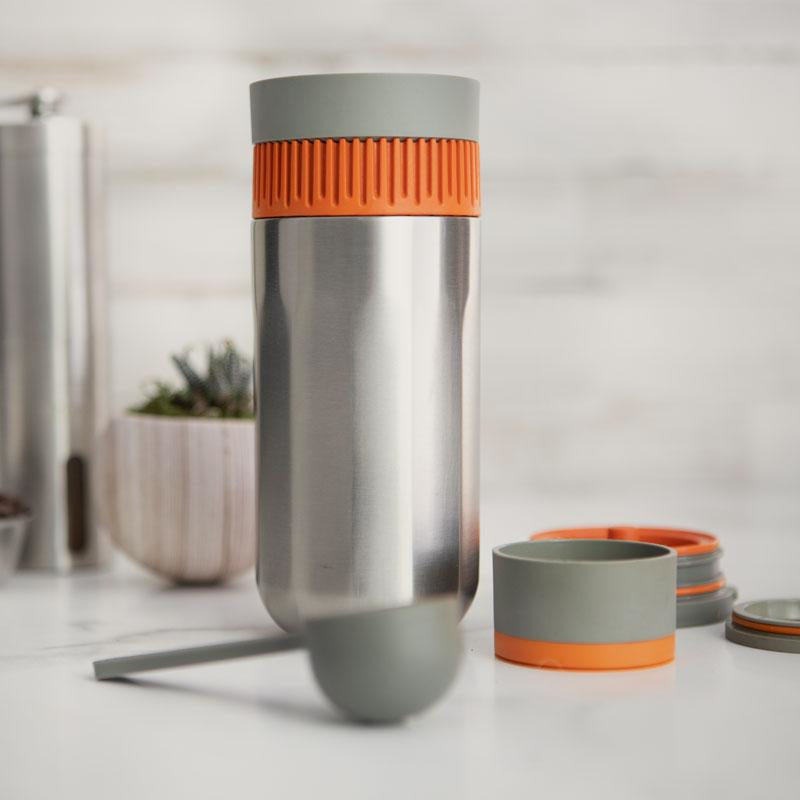 Wacaco Pipamoka Pipa French Press / Kaffeebereiter – 0,3 l, 1 Tasse, Edelstahl/Orange, 7,3 × 18,2 × 7,3 cm