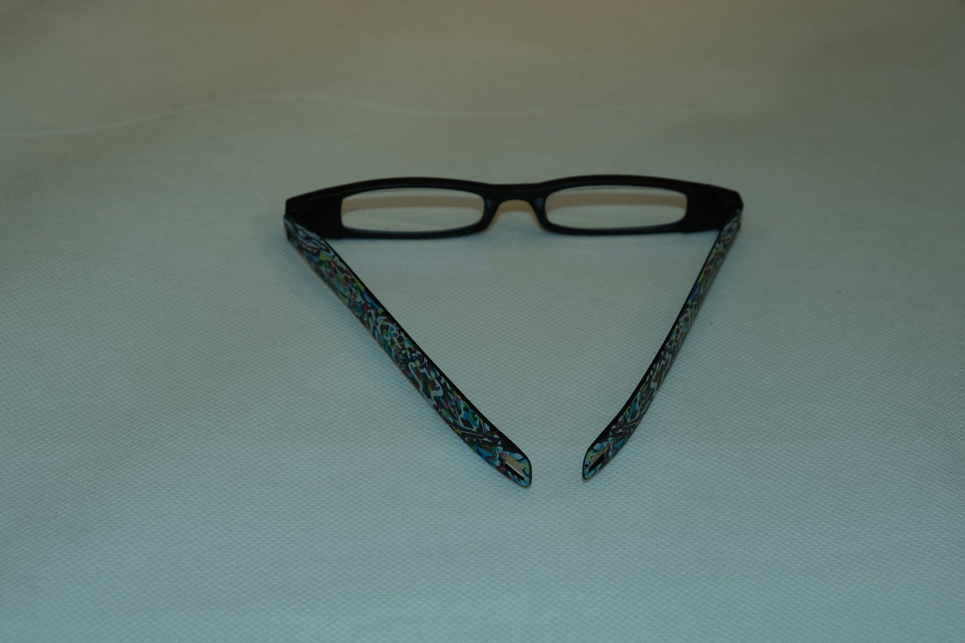 Figoline Lesebrille Hundertwasser +3,0 dpt – Gläser transparent, Rahmen schwarz