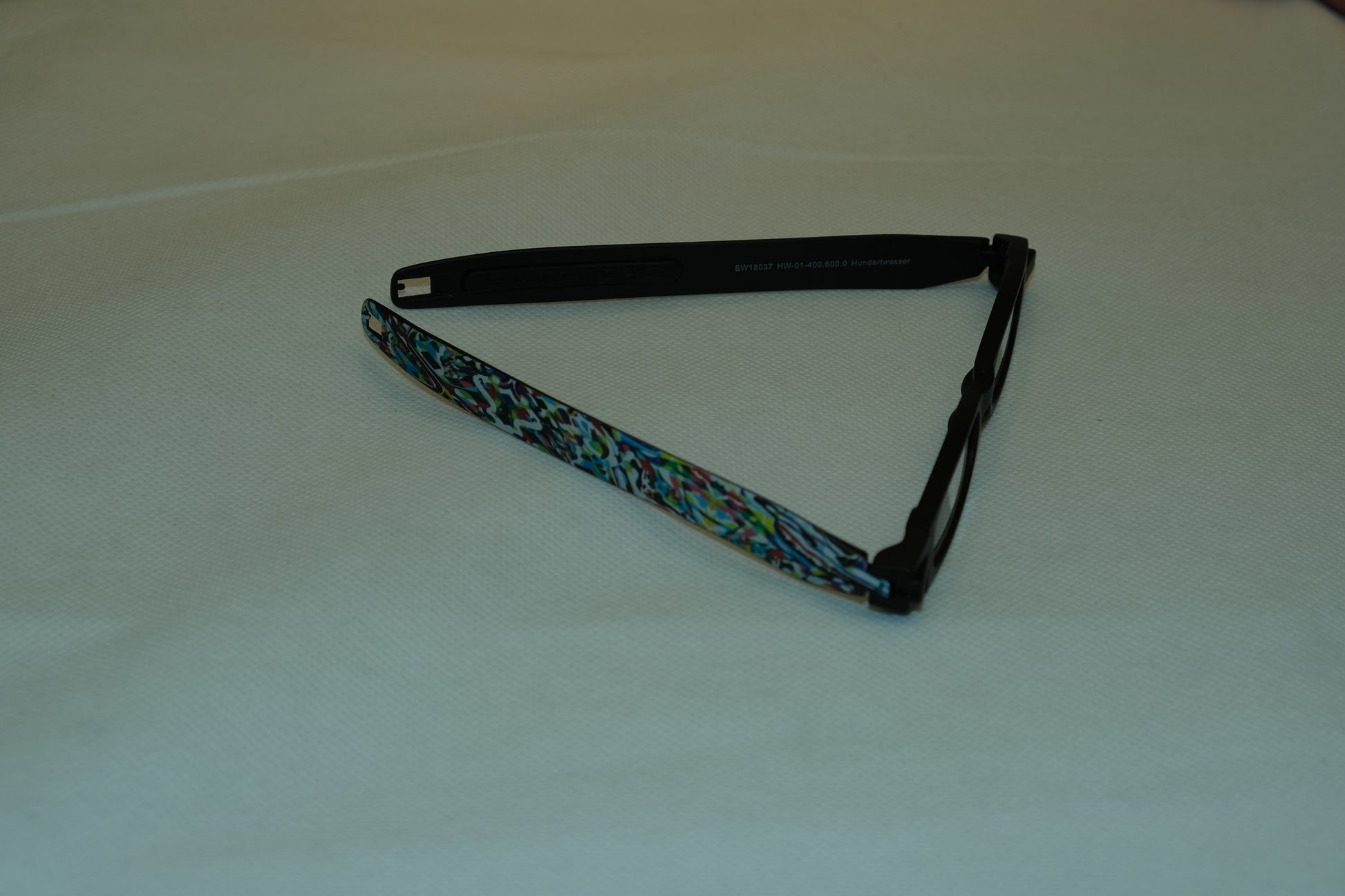 Figoline Lesebrille Hundertwasser +3,0 dpt – Gläser transparent, Rahmen schwarz