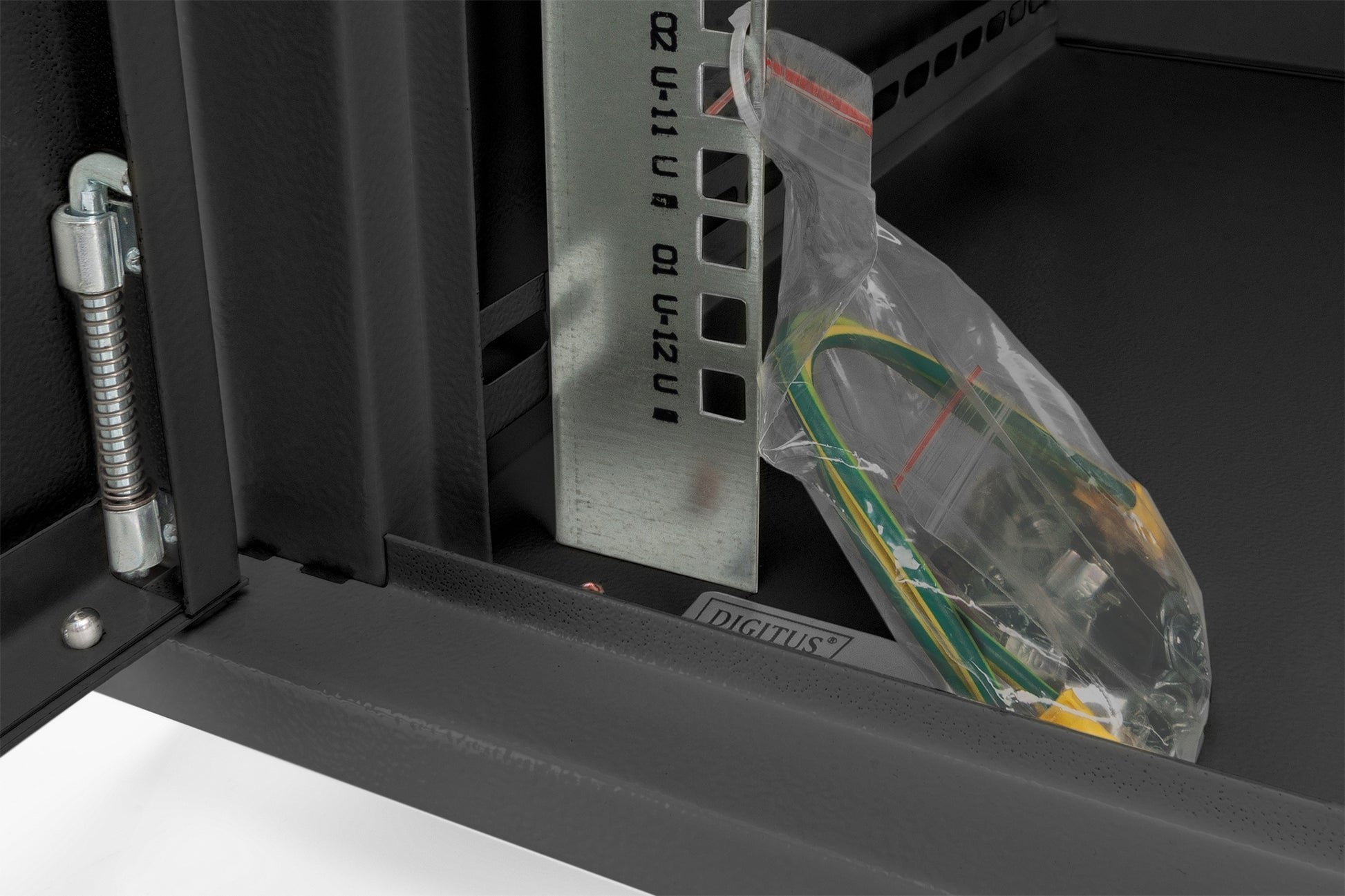 Digitus DN1916UECN – 19" Wandverteiler 16U, IP20, abschliessbar, 600 × 450 × 785 mm, schwarz