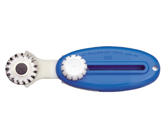 NT Cutter Rollenschneider – 190 mm, Klingenbreite 28 mm, Wellenschnitt, Blau, inkl. 1 Klinge