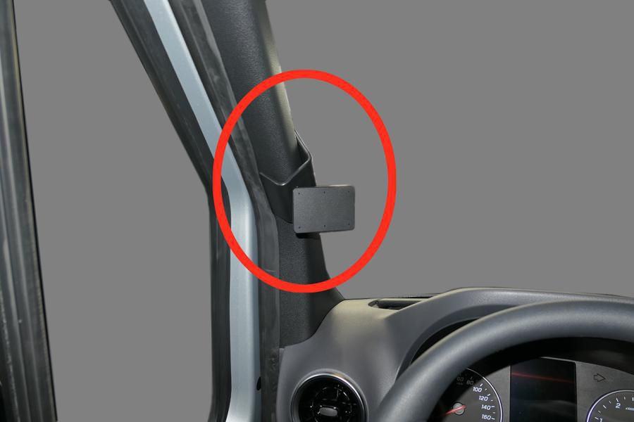 Brodit Auto-Halterung, links, hoch – für Mercedes-Benz Sprinter 19–20 – Schwarz