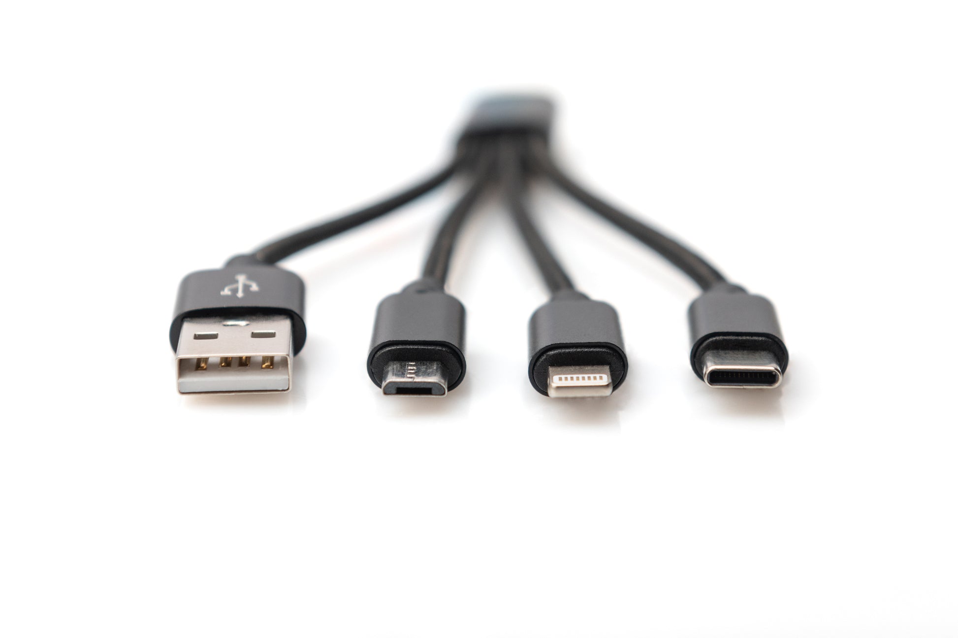 Digitus USB-Kabel USB-A auf 3-in-1 Lightning/Micro-USB-B/USB-C – 0,15 m – Nickelkontakte – Schwarz