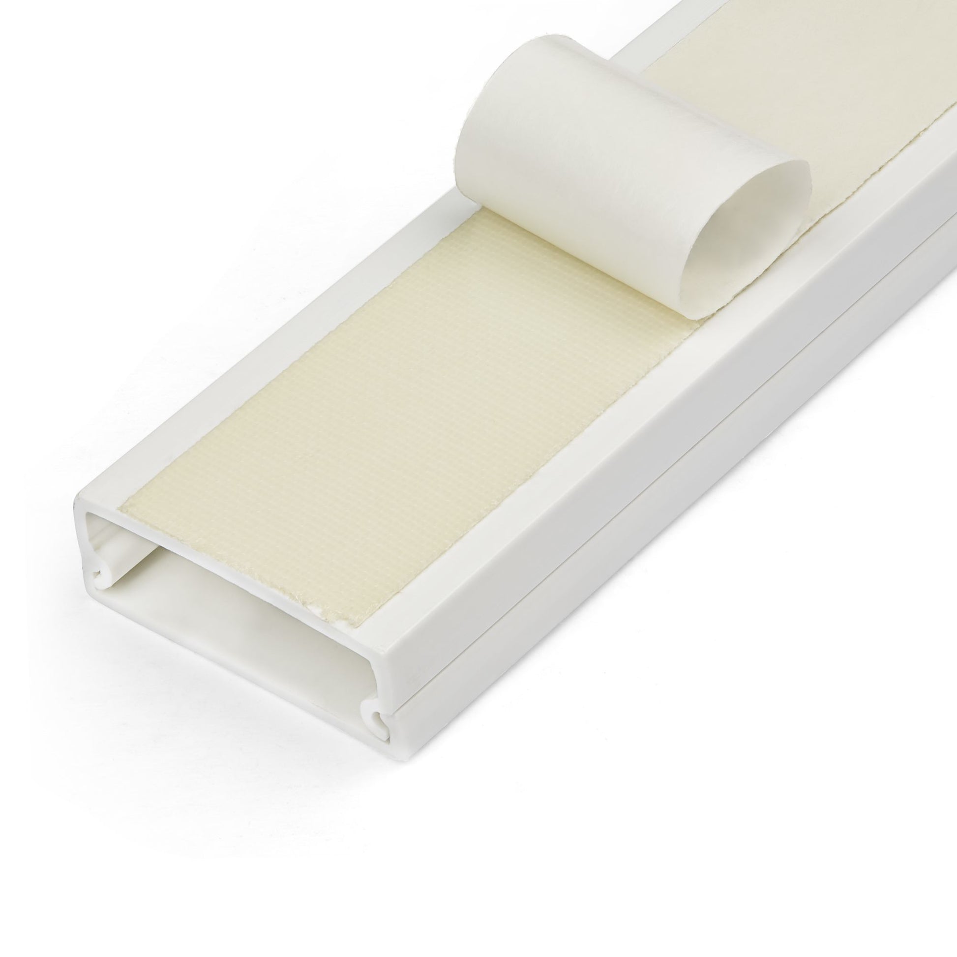 StarTech.com StarTech Kabelkanal – Breite 32 mm – selbstklebend