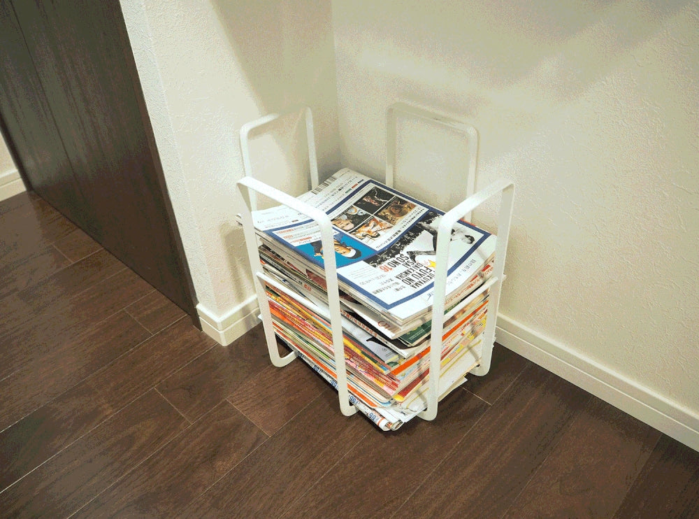 Yamazaki News Rack Tower 6471 Zeitschriftenständer – Metall – Weiss – 350 × 275 × 350 mm