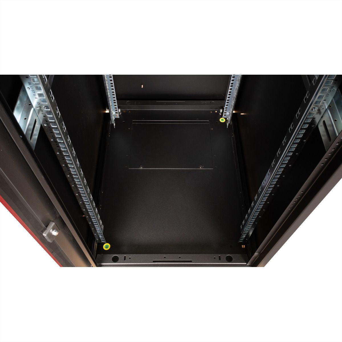 ROLINE Basic – 19" Netzwerkschrank 32U, IP20, abschliessbar, 600 × 800 × 1560 mm, schwarz, Stahl