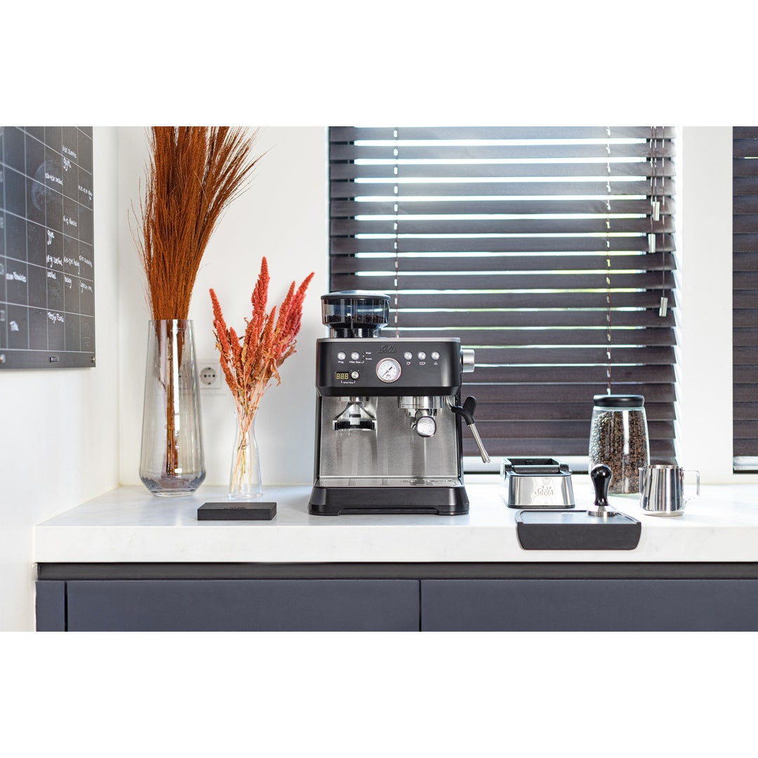 Solis Grind & Infuse Perfetta 980.69 Siebträgermaschine – 16 bar, 2,6 l, 250 g, mit Mahlwerk, Schwarz