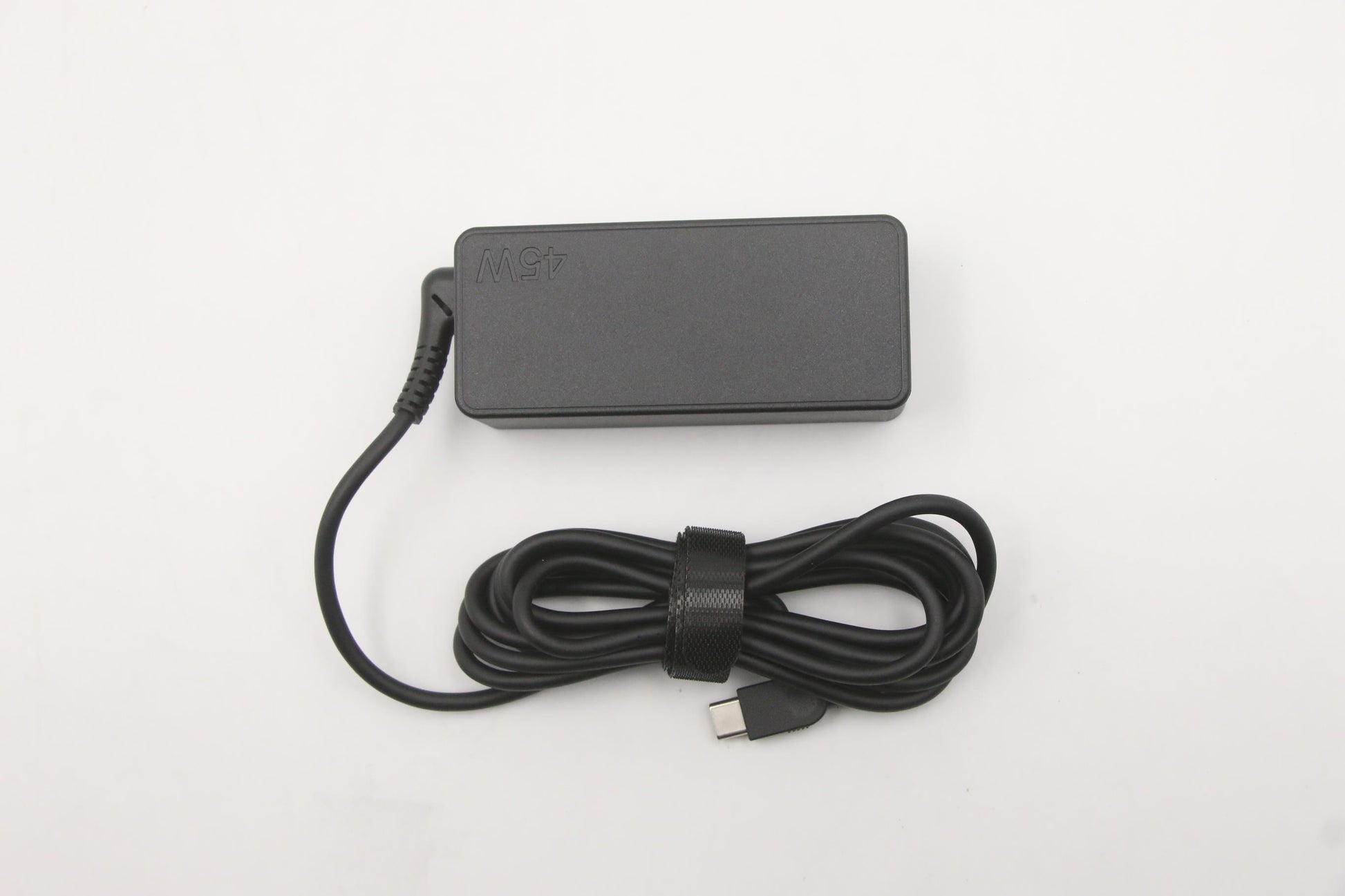 Lenovo 5A10W86243 USB-Ladegerät 45 W – USB-C×2 – für Lenovo-Laptops, schwarz