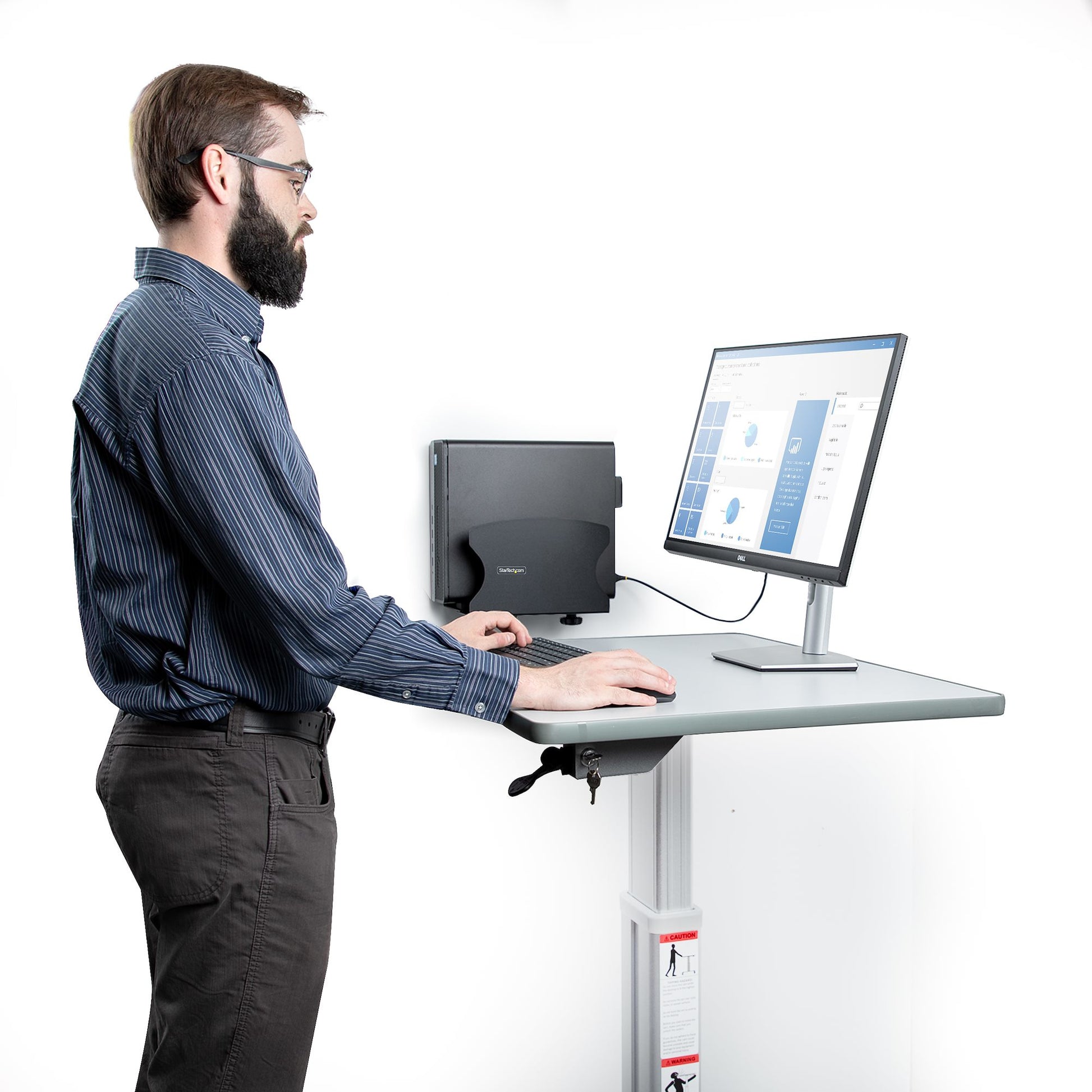 StarTech.com Monitor-Wandhalterung – bis 18 kg – Schwarz – für Desktop-Gehäuse 5–20 cm