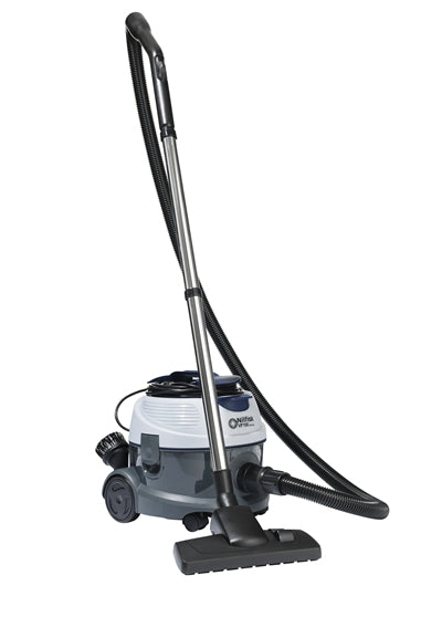 Nilfisk Trockensauger VP 100 EU – 880 W, 10 l, Netzbetrieb, Kabellänge 8 m