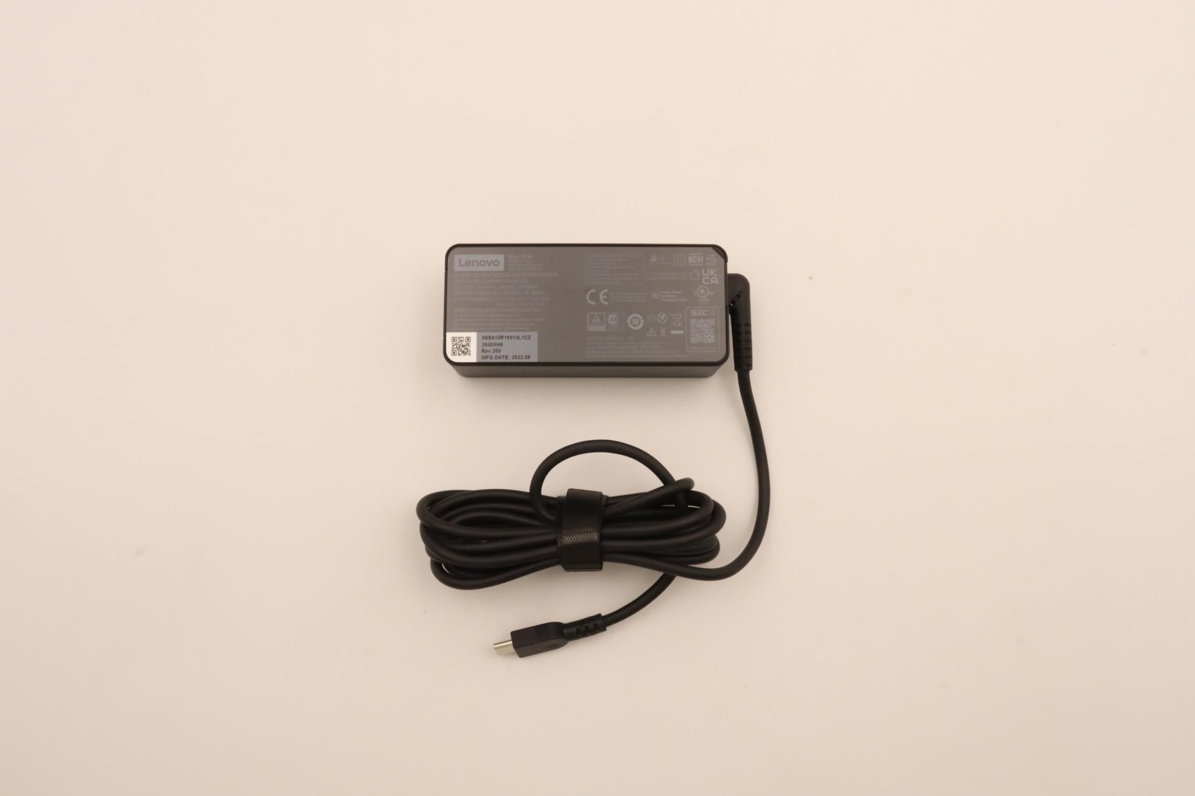 Lenovo 5A10W86247 Netzteil 45 W – für ThinkPad Helix – schwarz