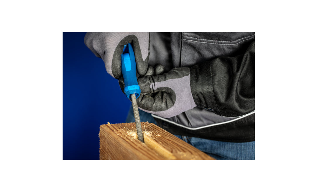 PFERD R Holzraspel – Länge 250 mm, Hieb 2, Breite 11,5 mm – mit Heft
