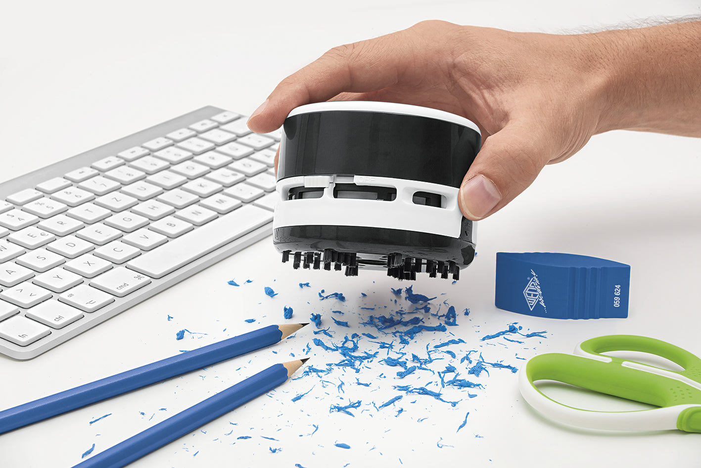 Wedo Mini-Tischstaubsauger – Akku, Ø 85 × 63 mm