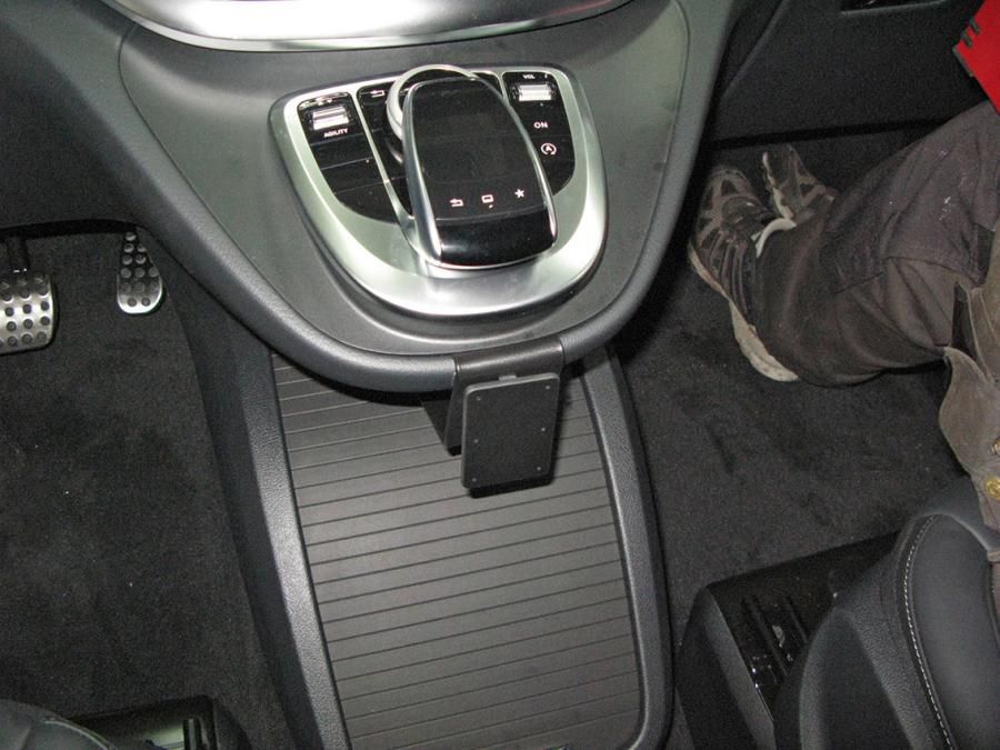 Brodit Auto-Halterung, passive Halterung – für Mercedes Benz V‑Class 16 – Schwarz, ABS
