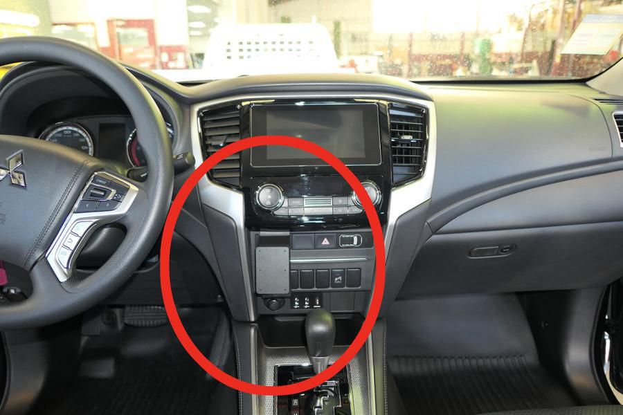 Brodit ProClip ONLY – Auto-Halterung – Klemmhalterung, senkrecht – Schwarz