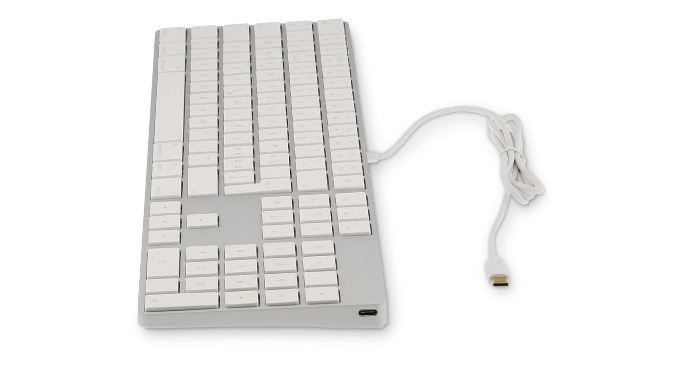 LMP KB-1843 – Tastatur, kabelgebunden (USB-C), CH-Layout (DE-CH), Fullsize (mit Ziffernblock), Scissor, Silber