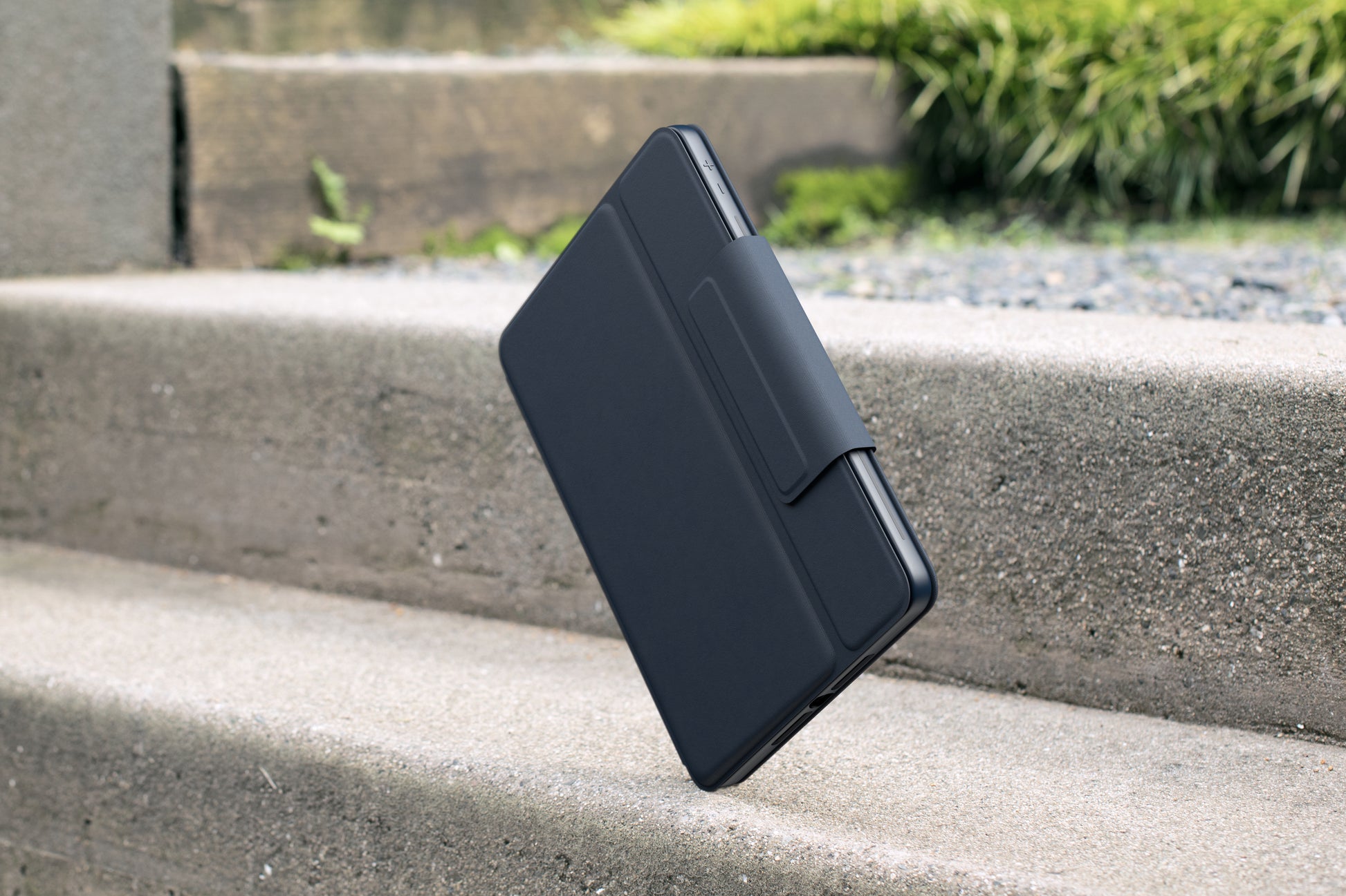 Logitech Rugged Combo 3 Tastatur-Case für iPad 10,2" (7.–9. Gen.) – Smart Connector, UK QWERTY – Blau