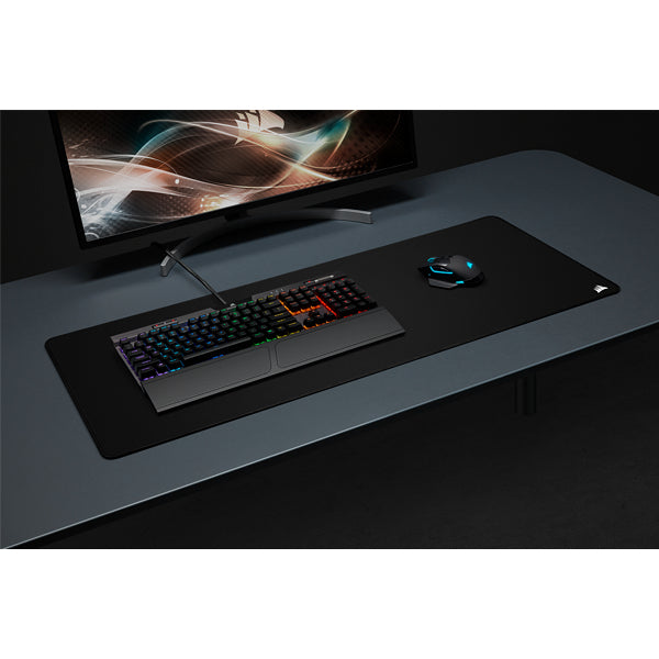 Corsair MM350 PRO Mauspad – Schwarz, Gestickte Kanten, 930 × 400 × 4 mm