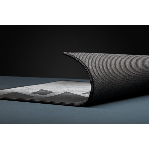 Corsair MM300 PRO – Gaming-Mauspad – 360 × 300 mm, Grau, Gestickte Kanten
