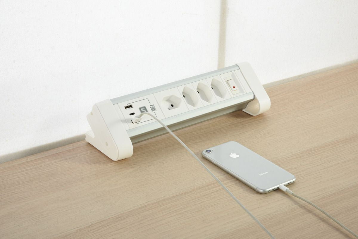 M. Schönenberger Schönenberger ALU Desktop Steckdoseneinheit – 4×T13, USB-C + 2×USB-A 20 W, 2 m, Schalter, Tisch
