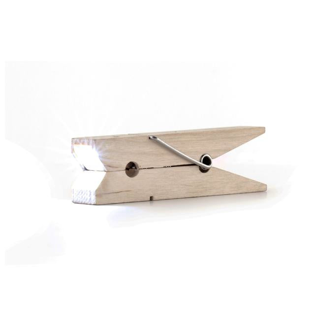 Kikkerland Dekolicht Wäscheklammer Clip Licht – 9 lm, Holz, batteriebetrieben, 2× CR2032