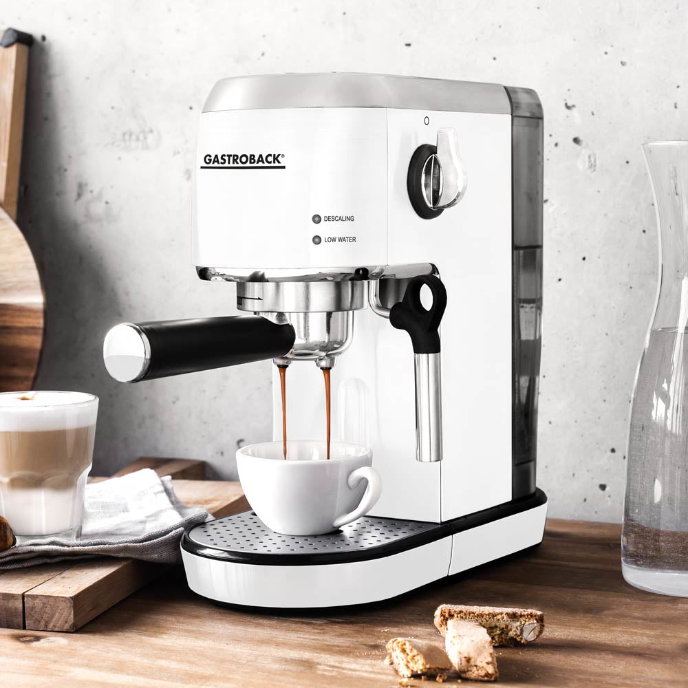 Gastroback Piccolo Espressomaschine (Siebträger) – 19 bar, 1,5 l, Milchschaumdüse, Weiss