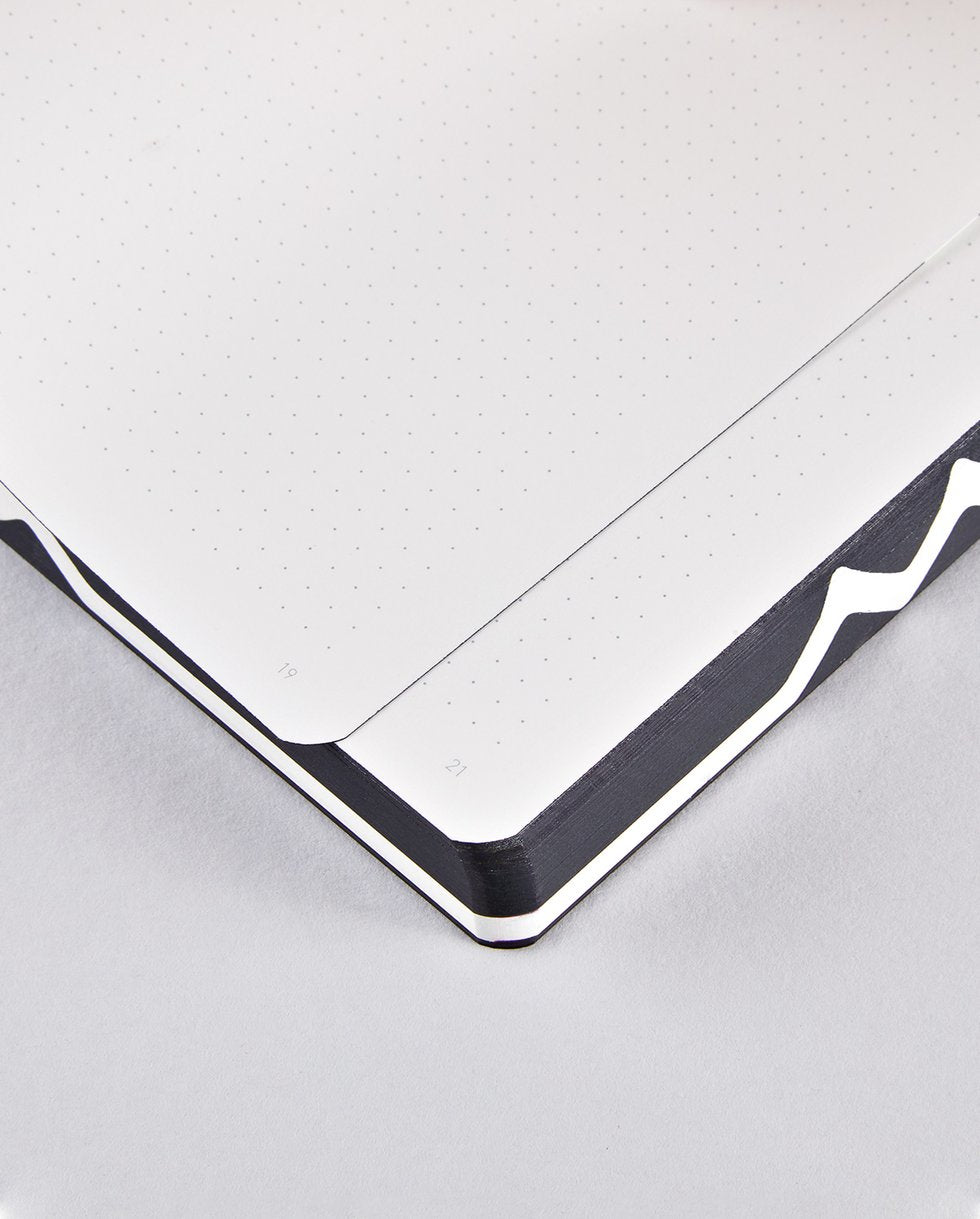 nuuna Notizbuch Graphic L, A5, 256 Seiten – schwarz, weiss